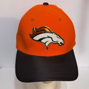 New Era 39thirty Orange and Black Denver Broncos Hat NFL EUC fitted